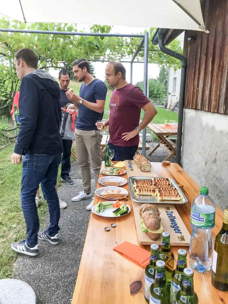 Topscorer-Ehrung UHCevi Gossau im Dürstelerhaus Nina Brecher und Thomas Hürlimann mit Ehrung als Topscorer des UHCevi Gossau