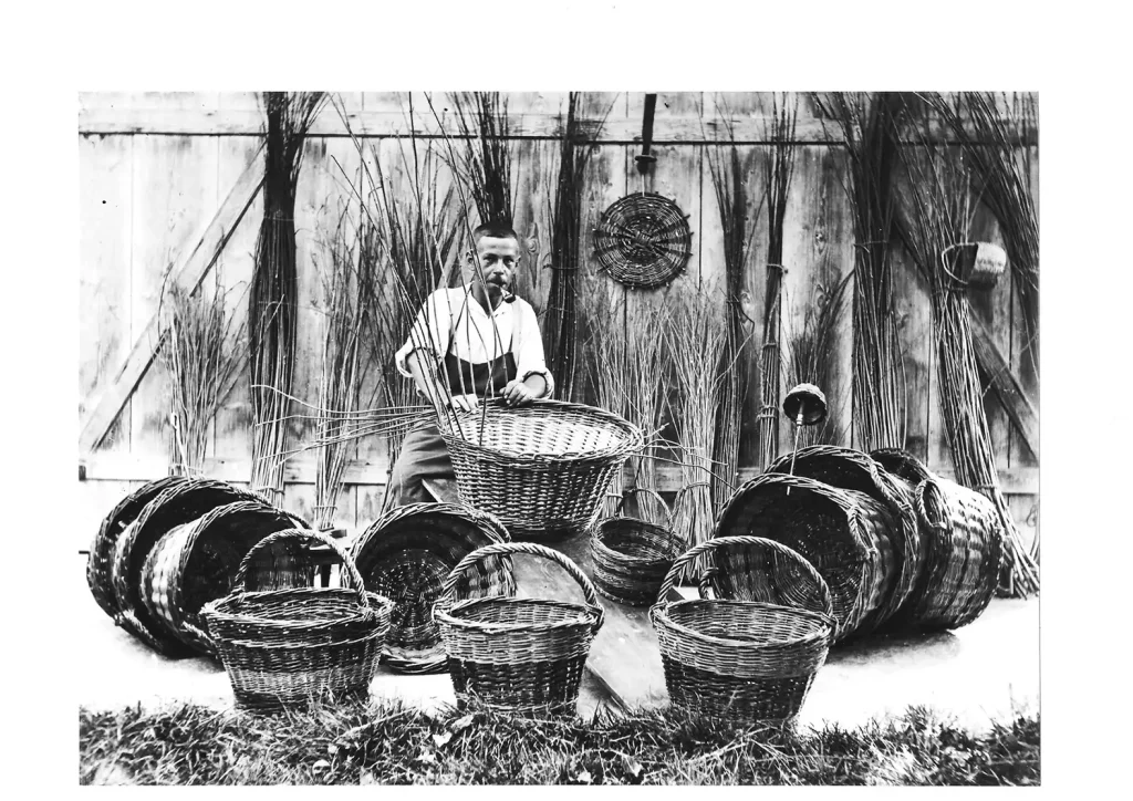 Landwirtschaft und Gewerbe in Gossau – Rückblick im Dürstelerhaus Historische Schwarz-Weiss-Fotos von Bauern, Handwerkern und Gewerbetreibenden in Gossau