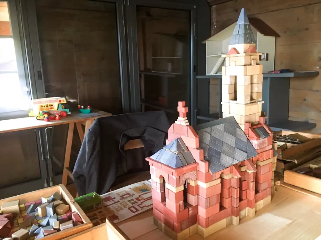 Nostalgische Spielsachen für Kinder und Erwachsene