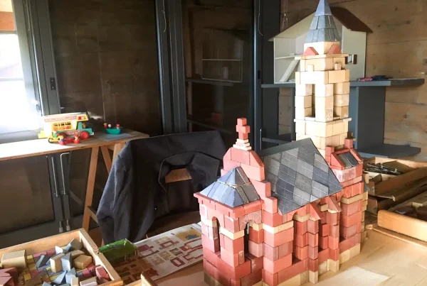 Nostalgische Spielsachen für Kinder und Erwachsene