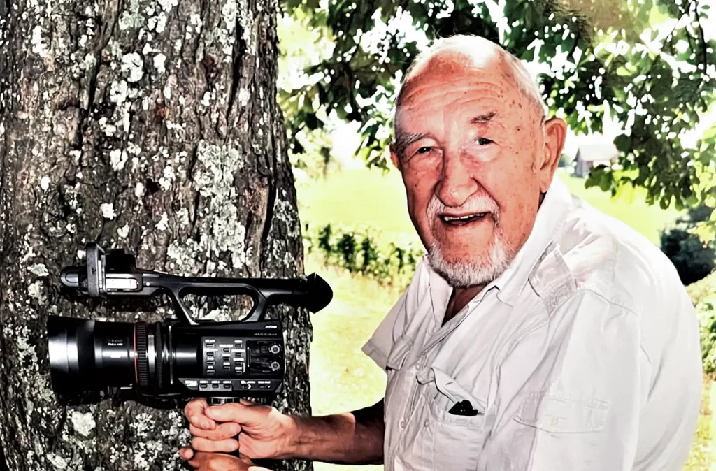 Filmprojektoren, Kameras und Filmmaterial in der Arthur-Stocker-Gedenkausstellung im Dürstelerhaus
